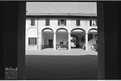 La cascina Bettolino a Usmate Velate