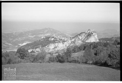 Veduta panoramica del borgo di San Leo