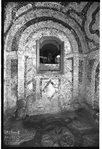 Grotta nei giardini di Villa Caprile a Pesaro