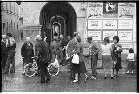 Scena di vita quotidiana a Urbania
