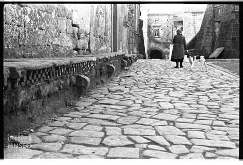 Scena di vita quotidiana a Civita di Bagnoregio