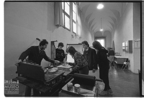 Lezione di litografia alla Scuola del Libro di Urbino