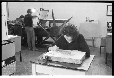 Lezione di incisione alla Scuola del Libro di Urbino