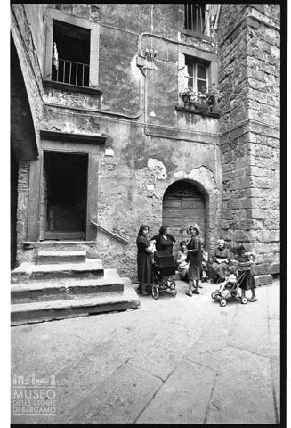 Scena di vita quotidiana a Viterbo