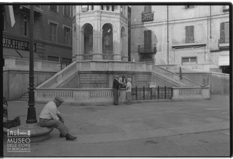 Scena di vita quotidiana ad Acqui Terme