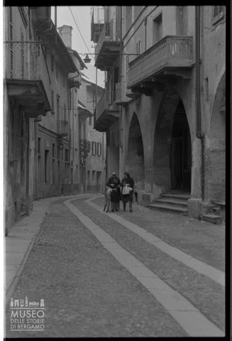 Scena di vita quotidiana a Vogogna