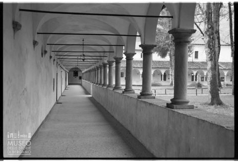 Il chiostro della Certosa di Santa Maria in Valle Pesio