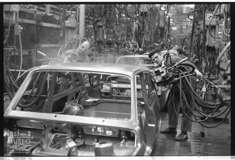 Nello stabilimento della Fiat nel quartiere Mirafiori a Torino