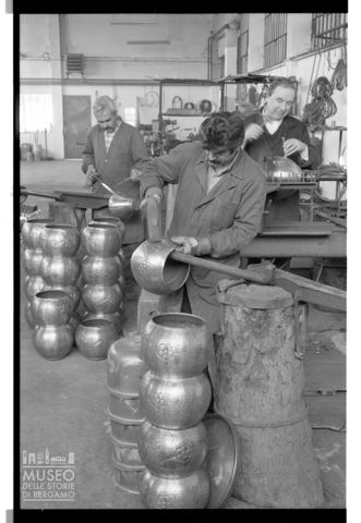 Bottega di lavorazione del rame a Monselice