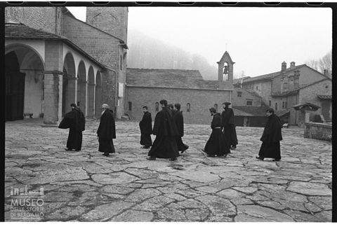 Scena di vita religiosa presso l'eremo della Verna a Chiusi della Verna