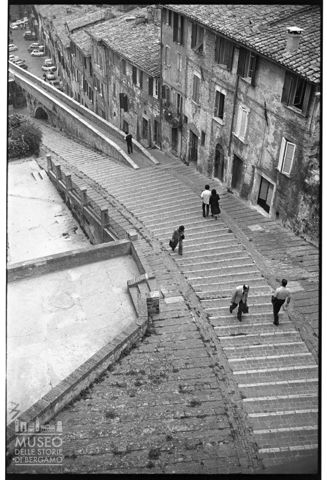 Passeggio lungo la Via Appia a Perugia