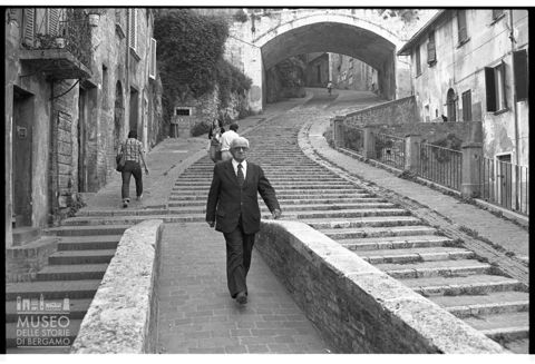 Passeggio lungo la Via Appia a Perugia