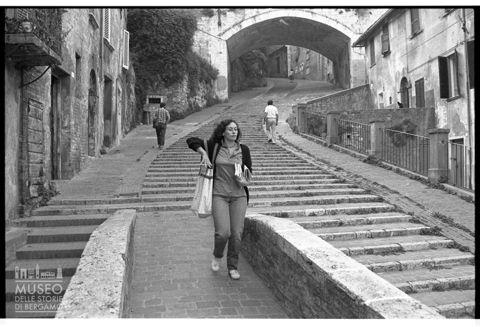 Passeggio lungo la Via Appia a Perugia