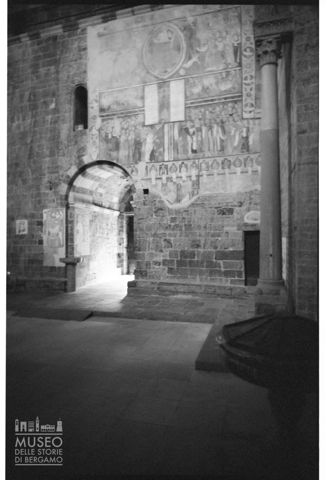 L'interno della chiesa di Santa Maria del Tiglio a Gravedona ed Uniti