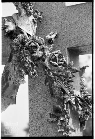 Particolare di una scultura nel Cimitero Monumentale di Milano