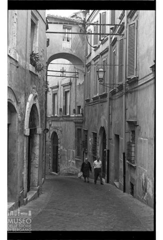Una via di Narni