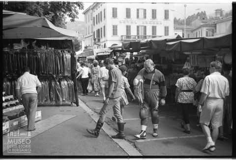 Il mercato di Luino