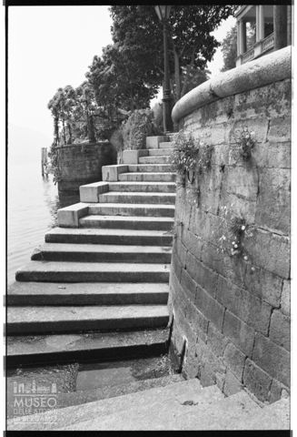 L'accesso al lago del Grand Hotel Belle Vue a Cadenabbia di Griante