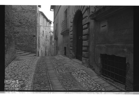 Strada di un borgo umbro