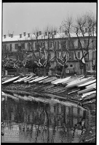 Scorcio di Lecco sotto la neve