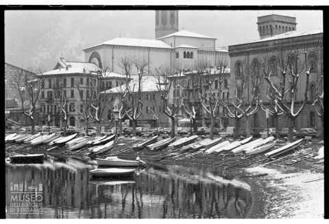 Scorcio di Lecco sotto la neve