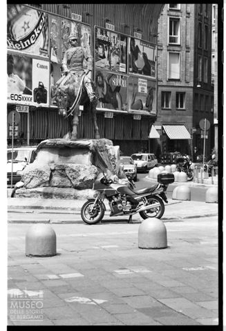 La piazza Giuseppe Missori a Milano