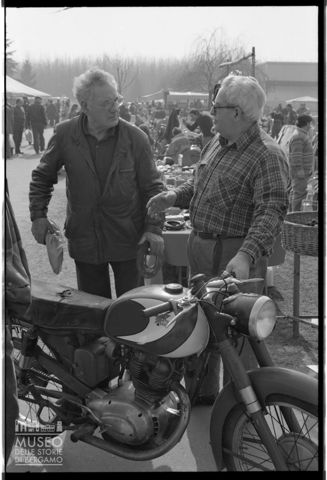La mostra scambio di auto e moto d'epoca al Parco esposizioni di Novegro