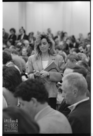 Ritratto di un'addetta alla casa d'aste Finarte di Milano