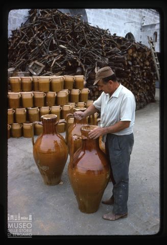 Produzione di ceramica a Grottaglie