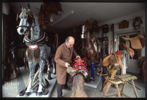 La Premiata selleria Attilio Orecchia e figli a Tavazzano con Villavesco