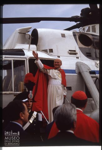 Giovanni Paolo II si congeda dalla popolazione di Seregno