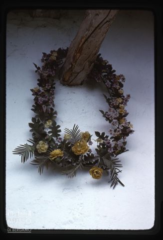 Corona di fiori a Sospirolo