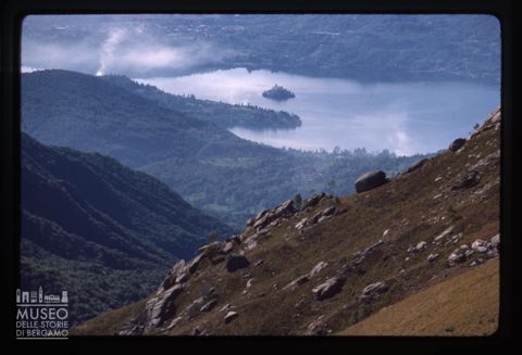 Il Lago d'Orta visto dal Mottarone