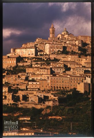 Veduta di Trevi