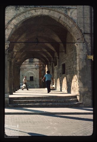 I portici del Palazzo Comunale di Montefalco