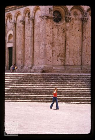 Scena di vita quotidiana a Massa Marittima