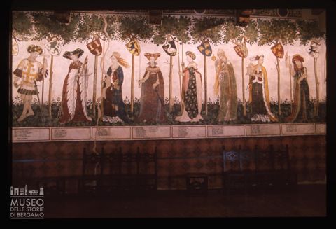 Particolare degli affreschi nel Salone baronale del Castello della Manta