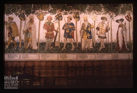 Particolare degli affreschi nel Salone baronale del Castello della Manta