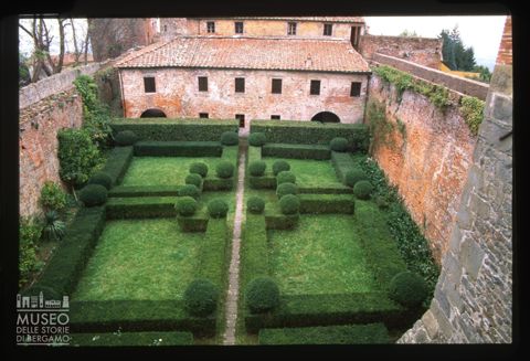 Il giardino della Fortezza di Montecarlo