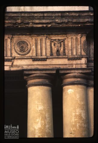 Particolare della facciata del Palazzo Chiericati a Vicenza