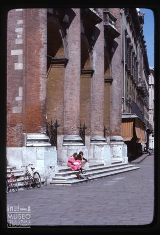 Scena di vita quotidiana a Vicenza