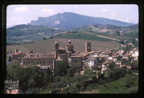 Veduta di Offida