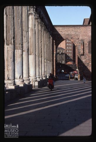 Il colonnato di San Lorenzo a Milano