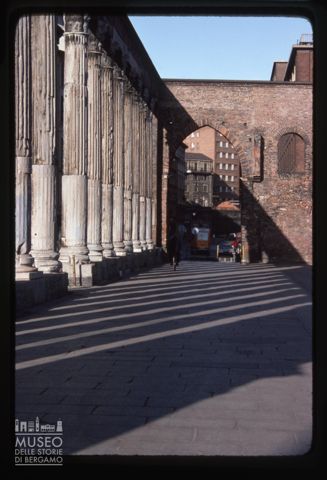 Il colonnato di San Lorenzo a Milano