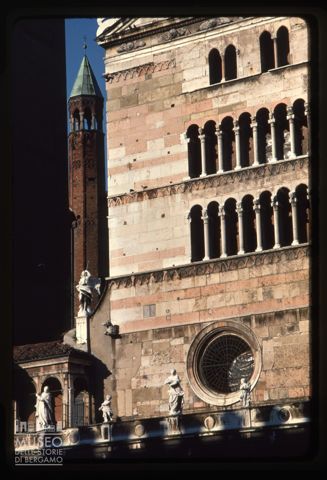 Un particolare della facciata del Duomo di Cremona