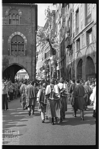 La processione del patrono San Giovanni Battista a Genova