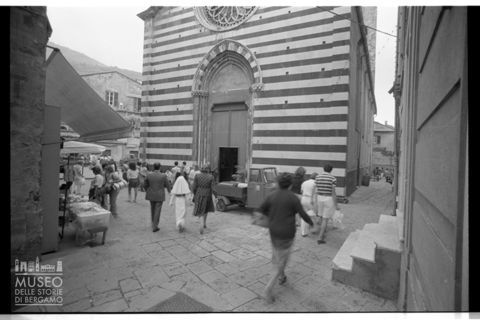 Scena di vita quotidiana a Monterosso