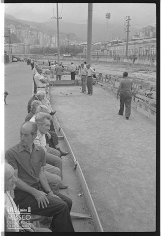 Una partita di bocce a Genova