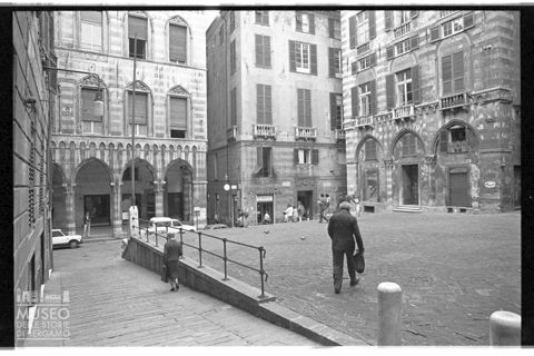 Piazza San Matteo a Genova