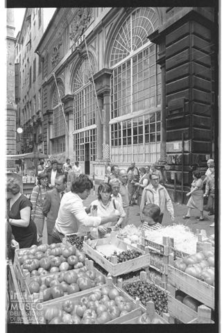 La piazza Banchi a Genova